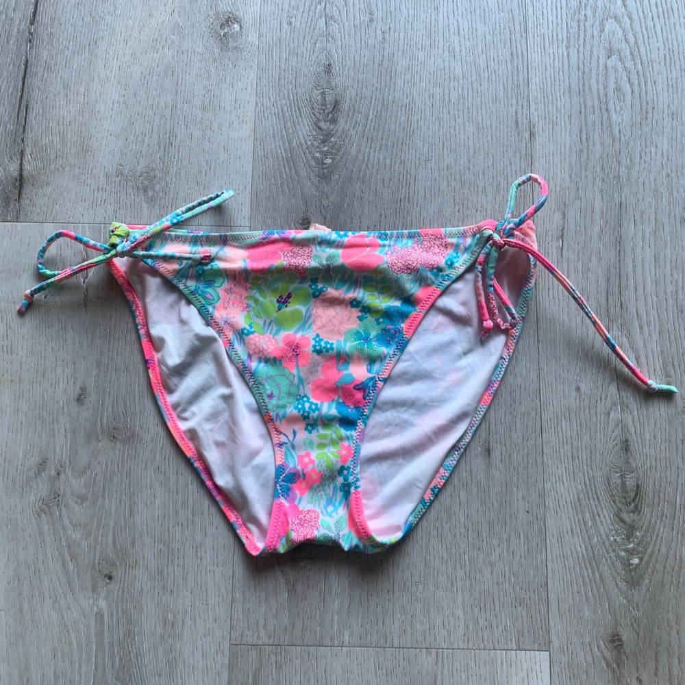 Victoria's Secret Womens FloralMix-and-Match Cheeky‎ String Bikini Bottom